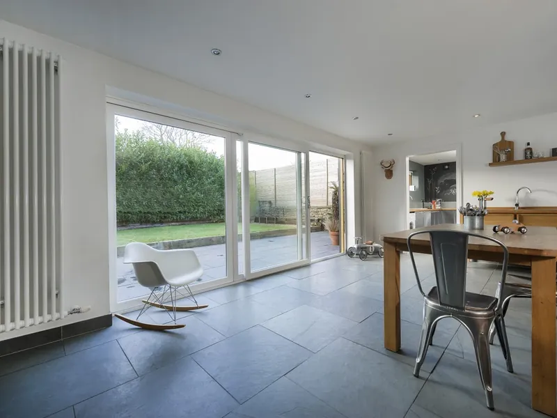 Sliding Windows — Gallery Chiswick